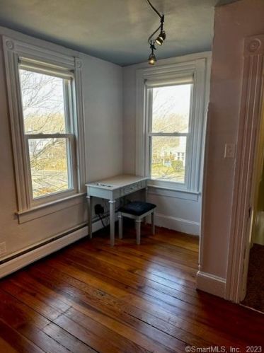 29 Highland Ave, Litchfield CT  06750-1708 exterior