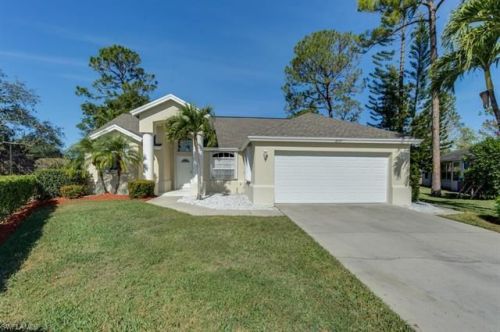 877 Coldstream Ct, Naples, FL 34104-4735