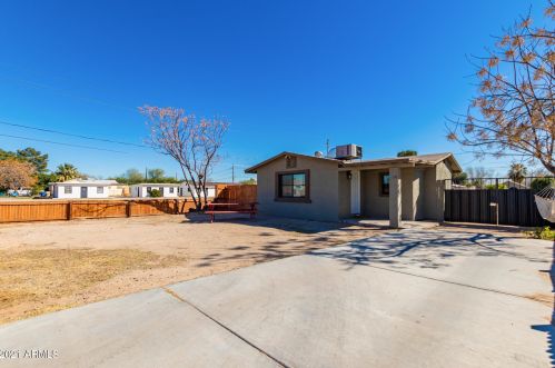 111 Jackson Ave, Buckeye, AZ 85326-2721