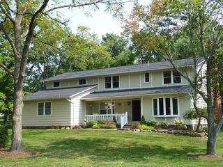11991 Caves Rd, Chesterland, OH 44026-1711