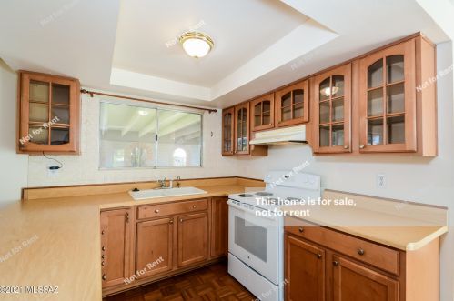9301 42nd St, Tucson, AZ 85730-2115