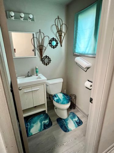 5740 94th St, Milwaukee WI  53225-2604 exterior