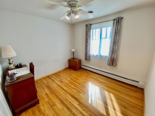 1521 Sycamore St, South Connellsville PA  15425-4954 exterior