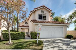 1419 Andorra Ct, Vista, CA 92081-5018