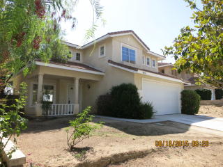 30376 Yosemite Dr, Santa Clarita, CA 91384-3748