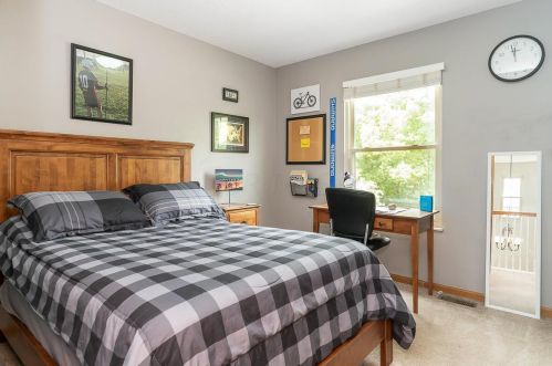 2960 Wynridge Dr, Darbydale OH  43123-8706 exterior