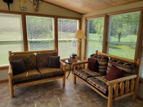 2147 Best Ln, Shell Lake WI 54871-4448 exterior