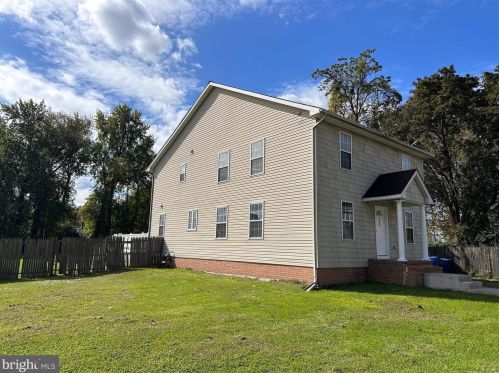 720 3rd St, Florence, NJ 08518-1703