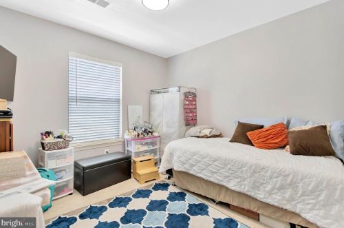 770 Vanderbilt Ter, Leesburg VA  20175-4085 exterior