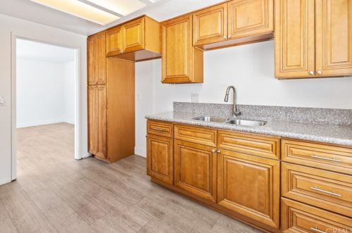 454 Shaffer St, Orange CA 92866-1116 exterior