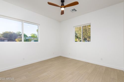 4039 Avalon Dr, Phoenix AZ  85018-7105 exterior