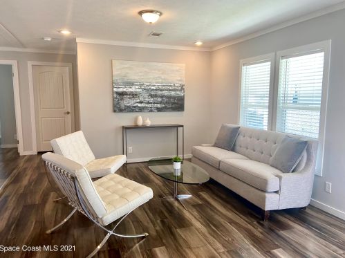 1073 Wren Cir, Sebastian, FL 32976-7510