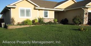 4178 Taneil Dr, Manhattan KS  66502-8800 exterior