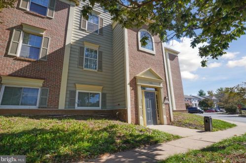 1123 Huntmaster Ter, Leesburg, VA 20176-4585