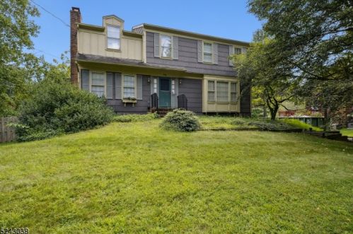 711 River Rd, Chatham Township, NJ 07928-1136