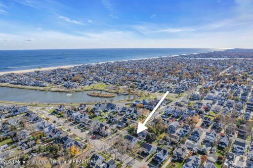 501 6th Ave, Belmar, NJ 07719-2135