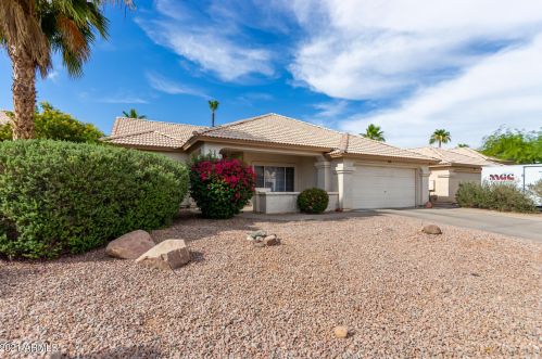 1530 San Tan St, Chandler, AZ 85225-5280