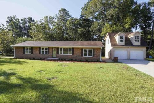 207 Neuse River Pkwy, Knightdale, NC 27545-9734