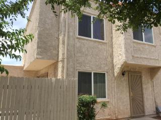 5310 Hearn Rd, Glendale, AZ 85306-4719