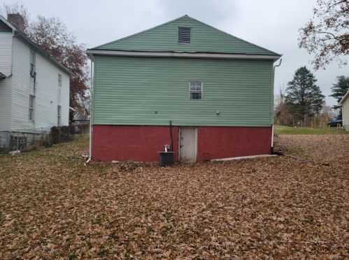 357 Oak St, Zanesville OH  43701-4232 exterior