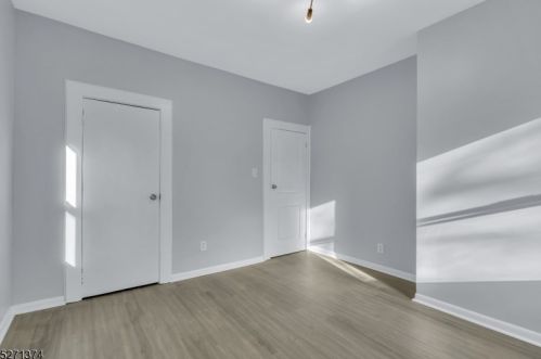 7 Tiffany Blvd, Newark NJ  07104-2415 exterior