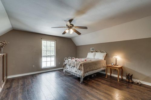 1511 Walnut Grv Rd, Midlothian TX  76065-4749 exterior