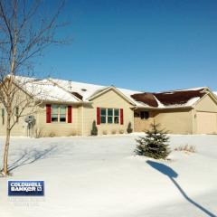 831 Golden Eagle Ct, Angelica, WI 54162-9475