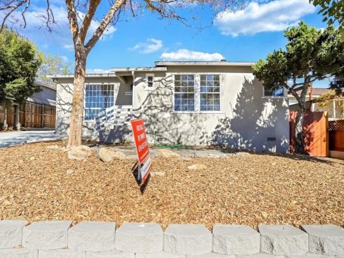 6042 Carol St, San Diego, CA 92115-5426