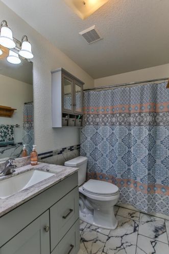 8489 Mcgray Way, Elk Grove CA  95624-4121 exterior