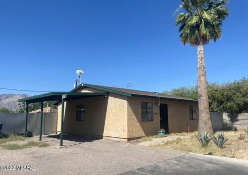 2668 Winstel Blvd, Tucson, AZ 85716-2332