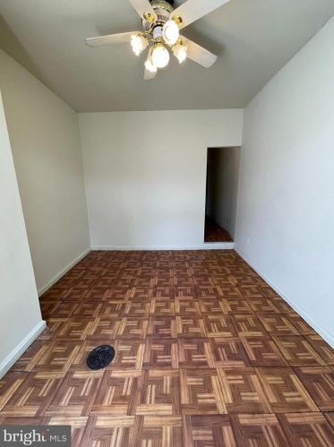 3353 2nd St, Philadelphia, PA 19140-4601
