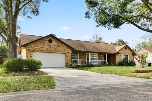 7626 Majestic Pine Ct, Orlando, FL 32819-7101