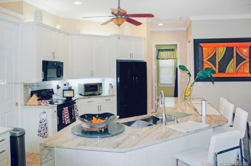 2556 Holly Dale Way, Palm City, FL 34990-2054