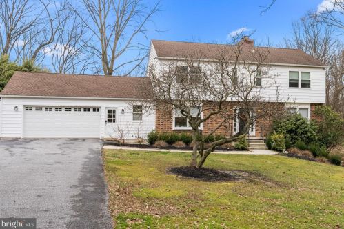 176 Sunset View Dr, Glen Mills PA  19342-1274 exterior