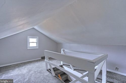 211 Basin St, Norristown PA 19401-4060 exterior