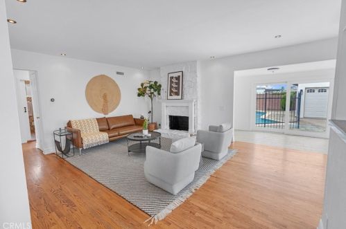 821 Woodcroft Ave, Glendora CA  91740-5447 exterior