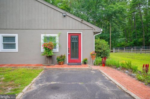 454 Sooy Place Rd, Southampton NJ  08088-6910 exterior