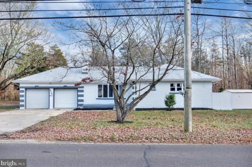 310 4th Ave, Waterford, NJ 08089-1143