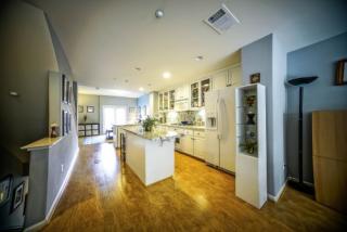 927 Glen Valley Ter, Sunnyvale, CA 94085-3878