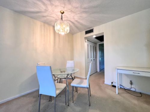 225 Southampton B, West Palm Beach FL  33417-2345 exterior
