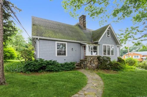 86 Stratford Ave, White Plains, NY 10605-2404