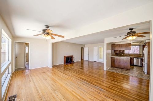 804 Cerise Ave, Torrance CA  90503-5207 exterior