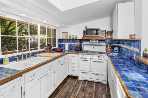 619 Redwood Dr, Lompico CA  95018-9111 exterior