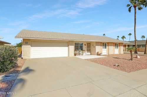 10620 Oak Rdg Dr, Sun City AZ 85351-1653 exterior