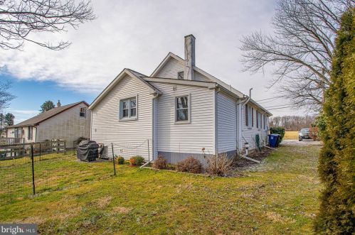 385 Zynn Rd, Downingtown PA  19335-1146 exterior