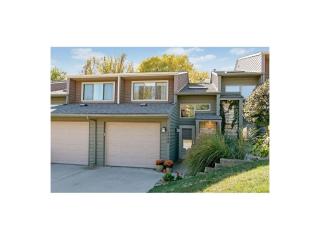 1722 Lynncrest Dr, Iowa City, IA 52241-2703