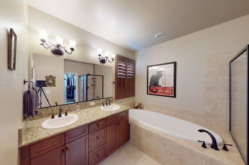 4153 Serena Ave, Clovis CA  93619-0511 exterior