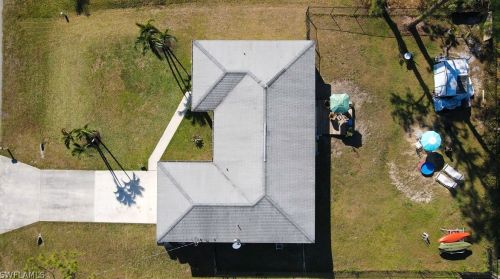 1023 Acroft Ave, Lehigh Acres, FL 33971-6474