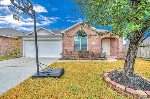18434 Melissa Springs Dr, Tomball, TX 77375-8737