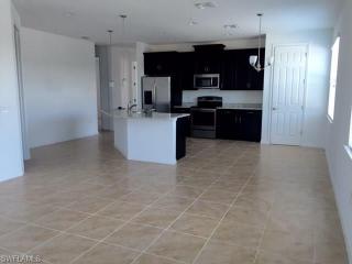 28012 Sosta Ln, Bonita Springs FL  34135-8017 exterior